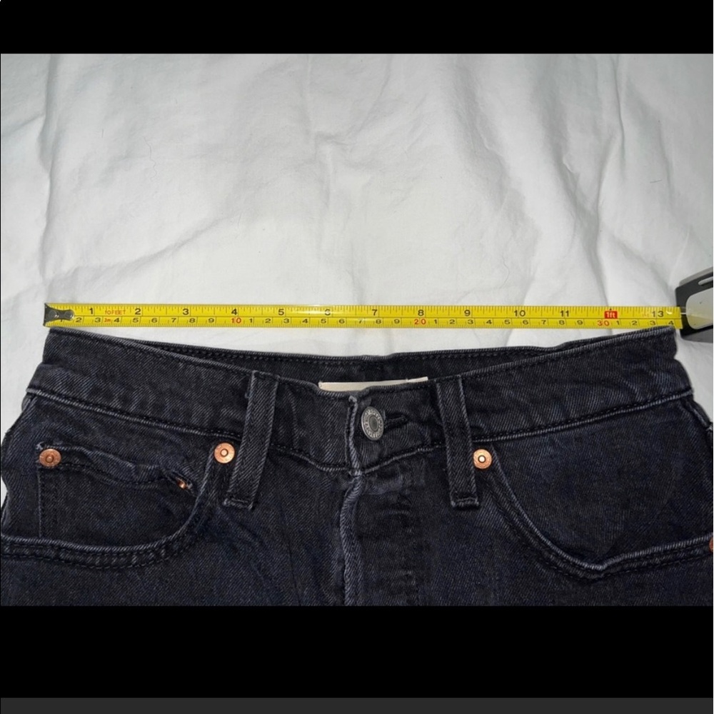 LEVIS RIBCAGE SHORTS - Picture 3 of 3